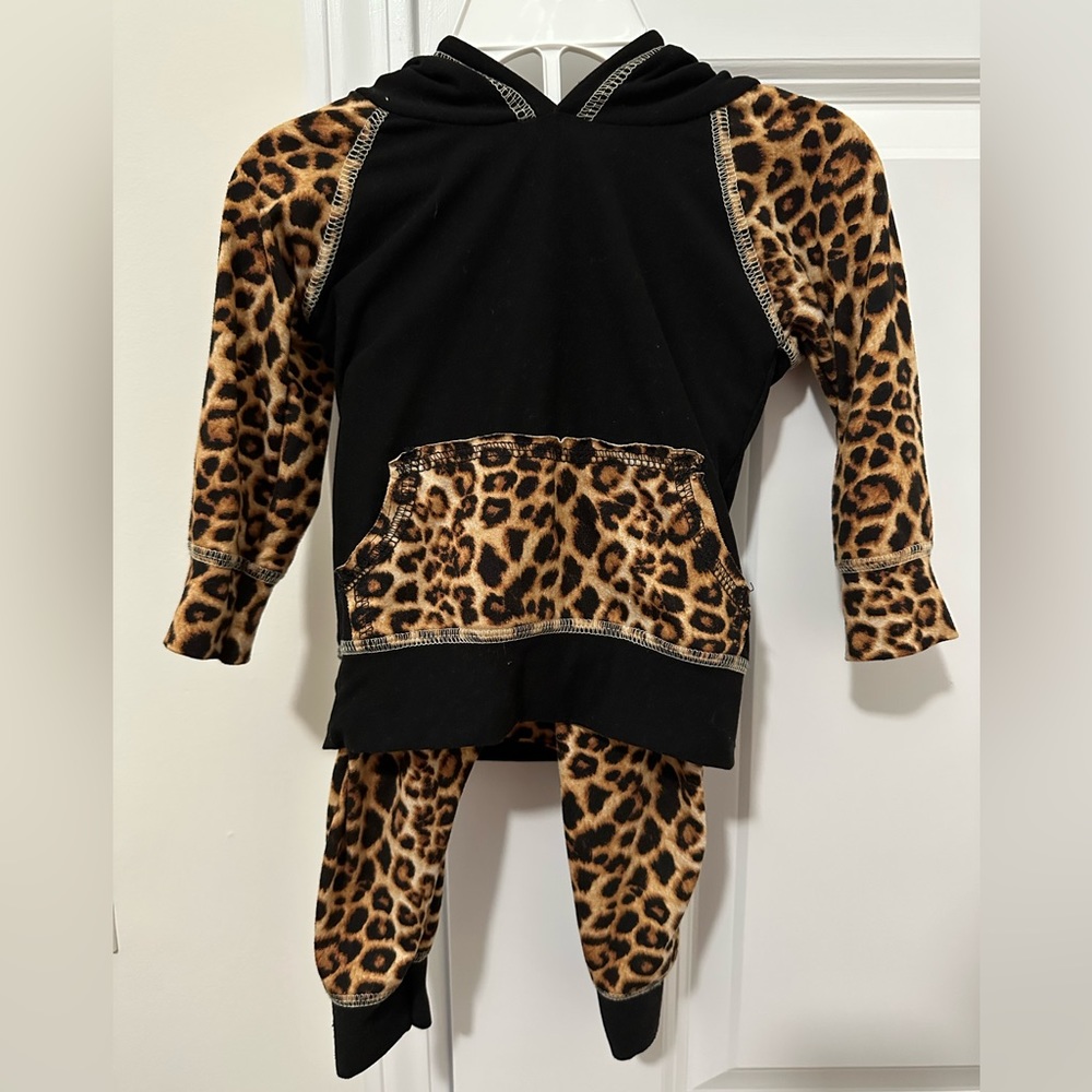 Leopard Print Outfit Baby Girl
